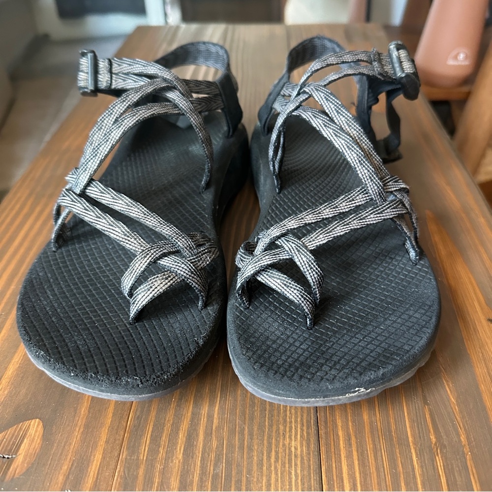 Women’s ZX/2 Classic Chacos - Size 10